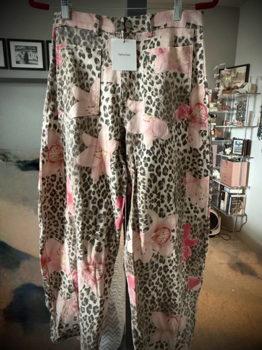 DAVI & DANI Pink Floral Leopard Print Women’s Jeans - Picture 3 of 6